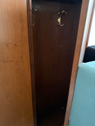 Divisorio artigianale in legno massello di noce