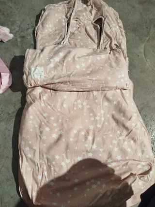 Saco para silla Mayoral rosa estrellas