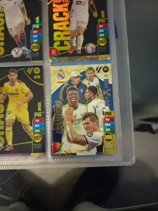 Adrenalyn XL 2024-25 Trading Card Game