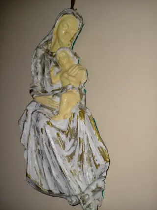 Madonna in gesso lavorata a mano altezza 25 cm