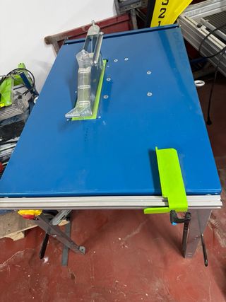 Mesa de corte EUROTRON para madera