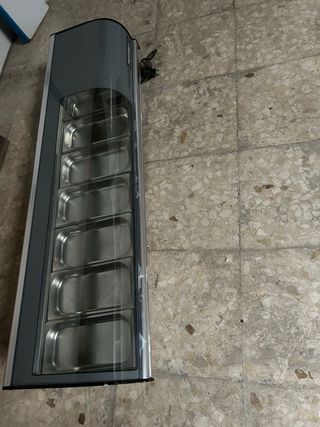 Nevera de barra con 7 cubetas