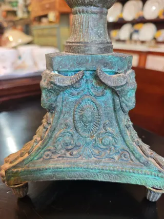 Lámpara de mesa metal verde