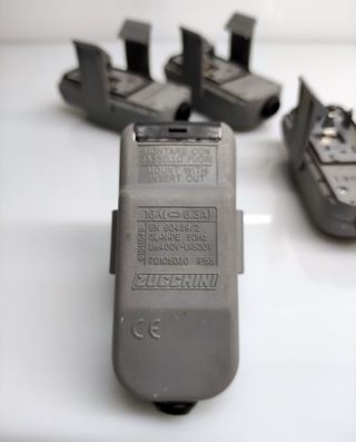 1 x Spina Zucchini EN 60439/2 16A 70105031