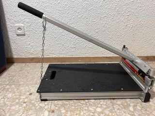 Cortadora de suelo laminado 13