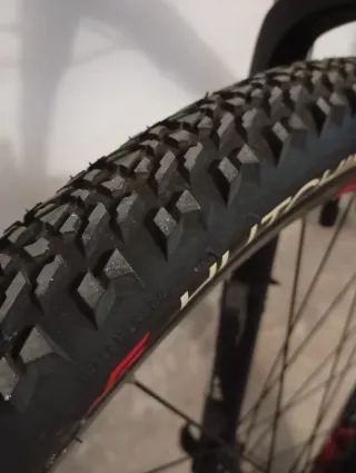 Bicicleta Montaña BTWIN 520 Roja