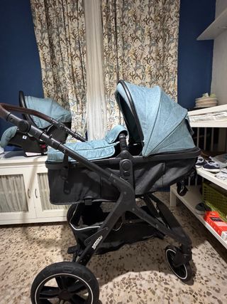 Carro de bebé con silla de coche