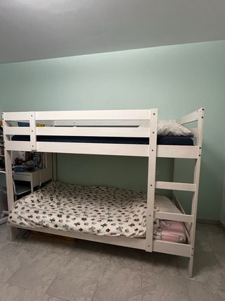 Literas Ikea con 2 colchones