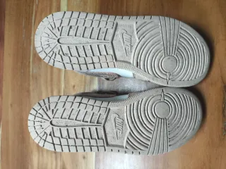 Nike Air Jordan niña rosa y blanco