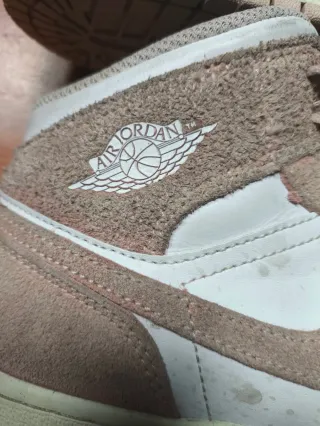 Nike Air Jordan niña rosa y blanco