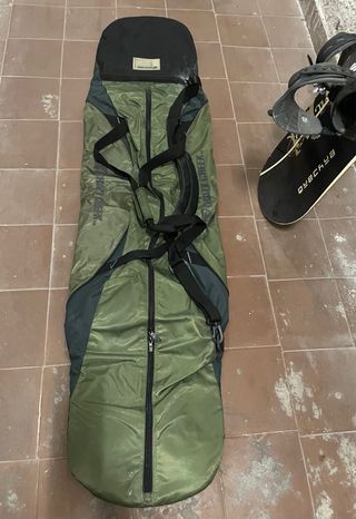 Snowboard completo con attacchi