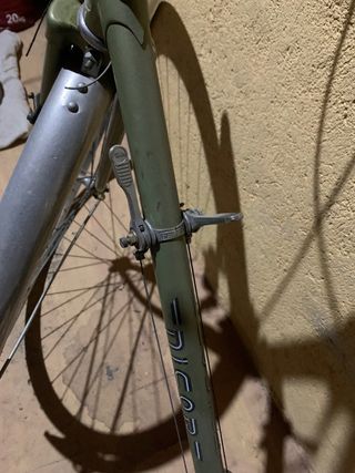 Bicicleta antigua verde Nicor