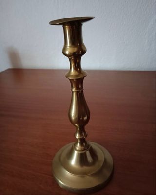 Antiguo Candelabro de Bronce