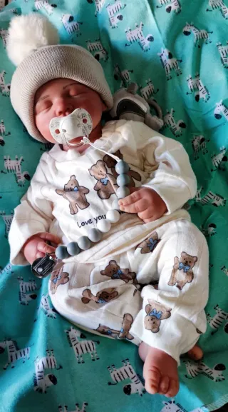 Reborn niño completo silicona 50cm