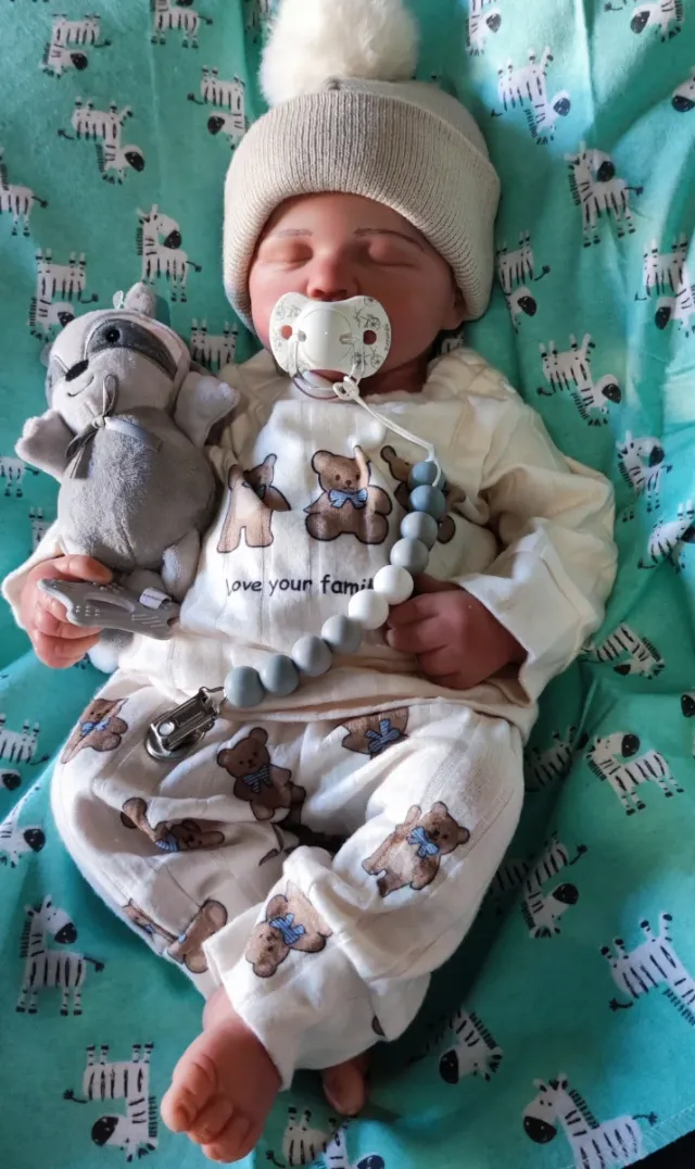 Reborn niño completo silicona 50cm