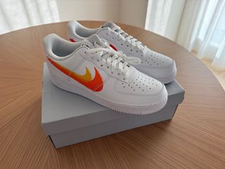 Nike Air Force 1 '07 Naranja y Blanco