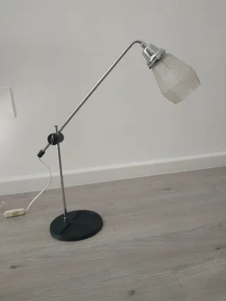 Lámpara de escritorio antigua metal