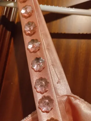 Vestido rosa hecho a mano