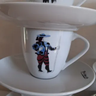 12 Tazzine e 10 Piattini Bohemia Picasso 2005