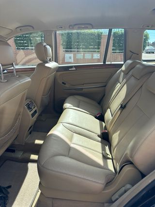 Mercedes-Benz  GL 2009