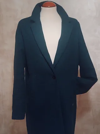 Abrigo paño verde Bershka