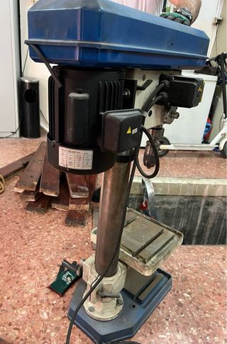 Taladro de columna BELFLEX