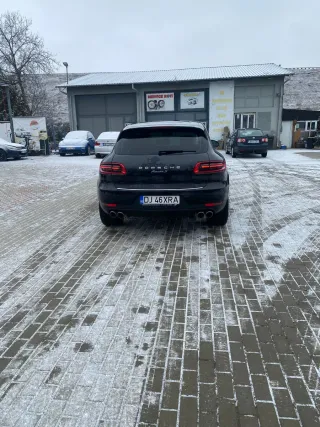 Porsche Macan 2015