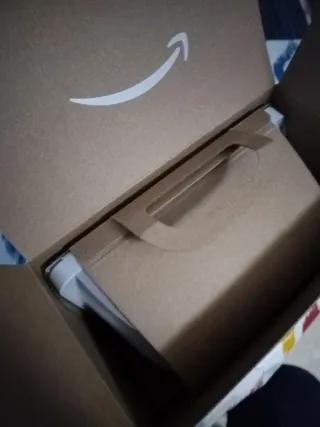 Schermo intelligente Amazon Echo Show bloccato