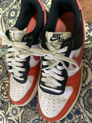 Nike Air Force 1 Rojo y Blanco
