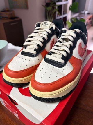 Nike Air Force 1 Rojo y Blanco