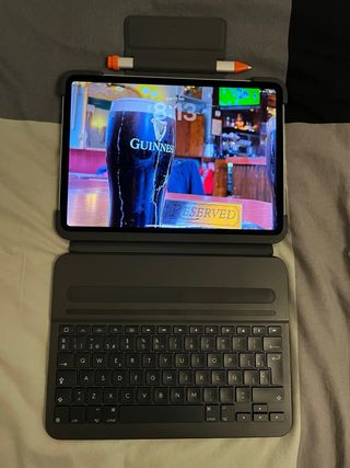 iPad Pro 11 256GB + Teclado + Lápiz + Bolso