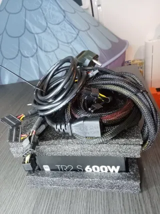 Fuente Alimentación PC Thermaltake TR2 S 600W