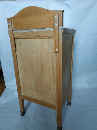 Mesilla auxiliar antigua madera