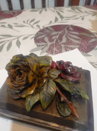 Joyero antiguo cerámica rosas negro/verde