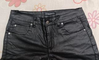 Pantalones Jeans ajustados encerados negro