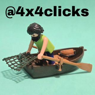Playmobil Pescador con Barco y Red