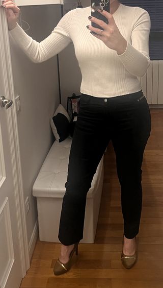 Pantalón vaquero fino negro