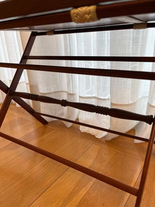 Mesita auxiliar plegable de madera