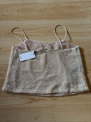 Top lentejuelas Mango con etiqueta