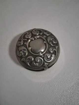 Pastillero, cajita de rapé antiguo labrado