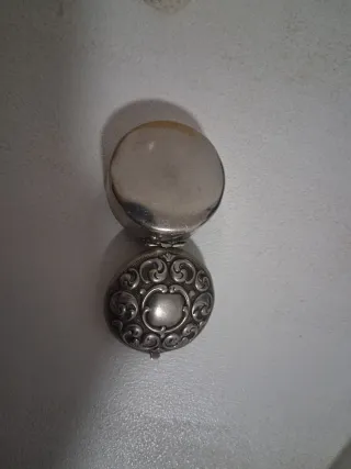 Pastillero, cajita de rapé antiguo labrado