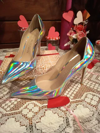 Zapatos Stuart Weitzman Talla 37 Holográficos