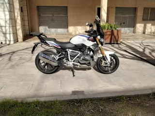 BMW R1250R HP
