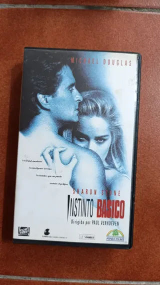 Instinto Básico VHS Michael Douglas Sharon Stone