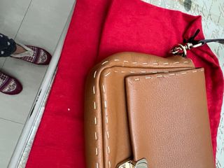 Bolso Carolina Herrera Marrón y Dorado