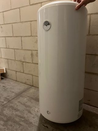 Calentador de agua eléctrico