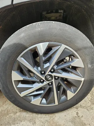 Neumático Continental 235/55 R18