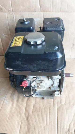 Motor Honda GX160 5.5 HP