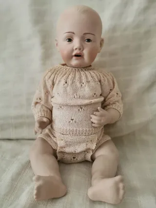 Muñeca bebé reproducción alemana