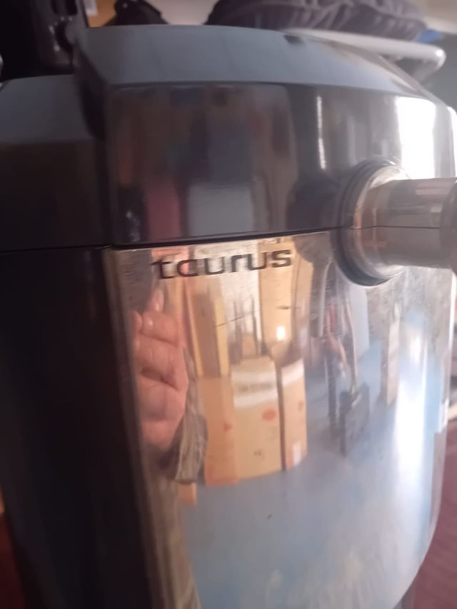 DISPENSADOR CERVEZA NUEVO SIN ESTRENAR 60 EUROS